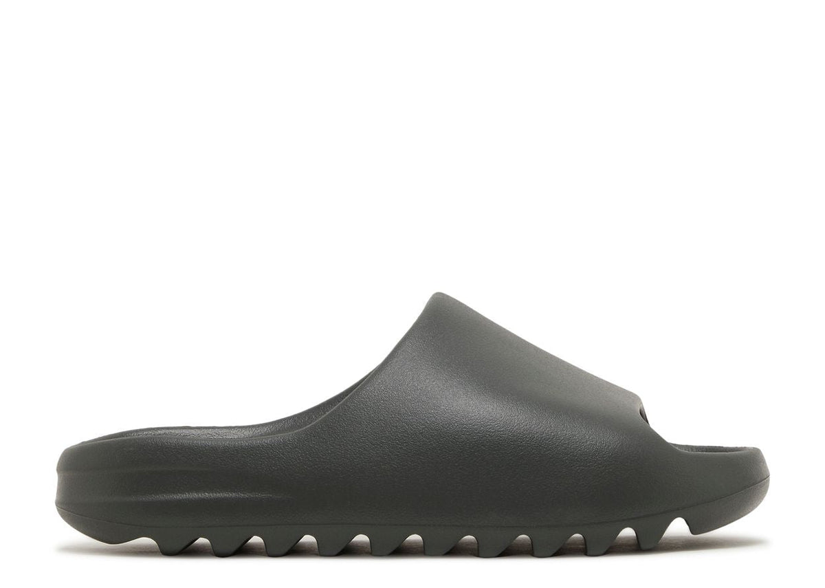 Yeezy Slide - Dark Onyx - Used Adidas