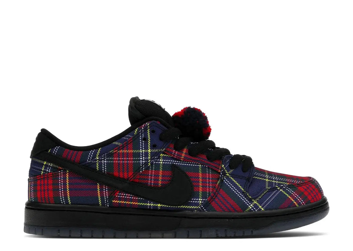 Nike SB Dunk Low - Nardwuar Nike