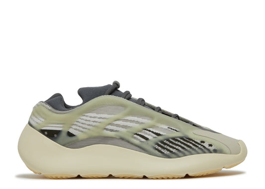 Yeezy 700 V3 - Fade Salt