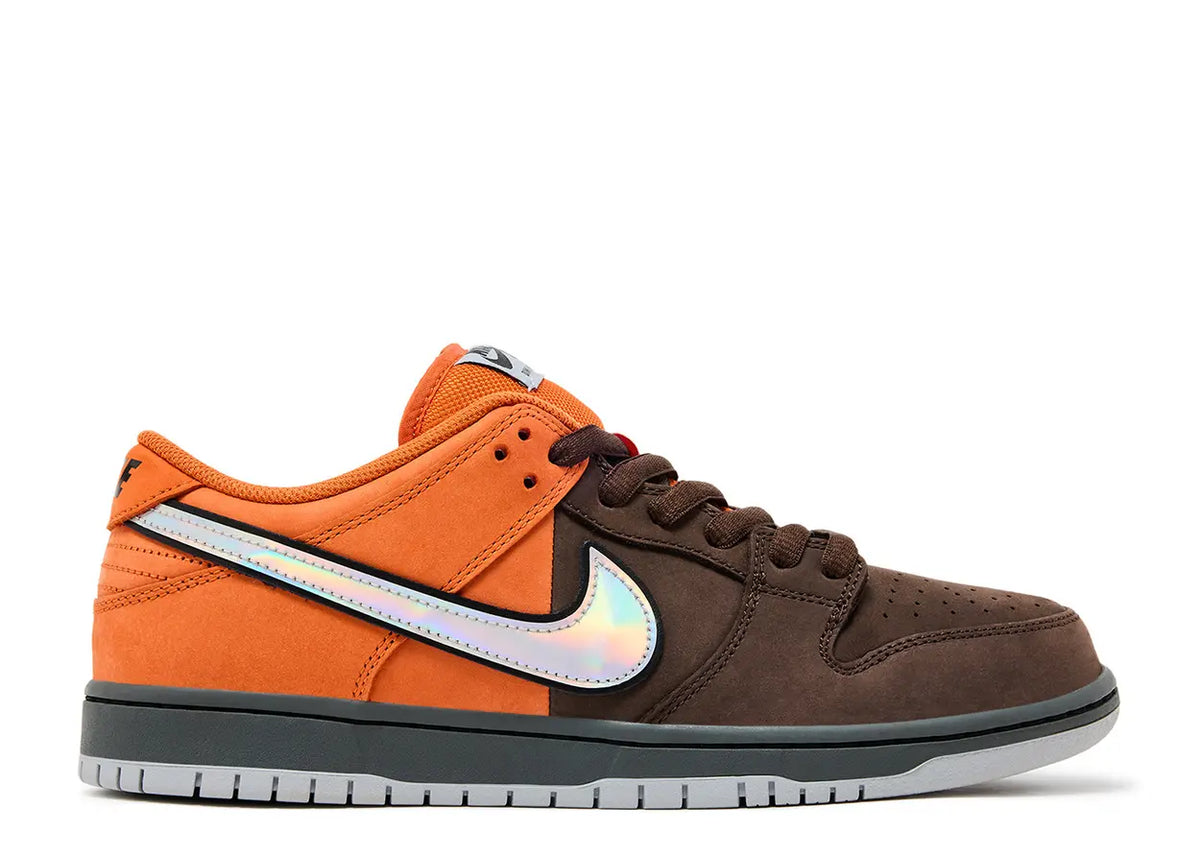 Nike SB Dunk Low Pro - Muni Fast Pass Nike