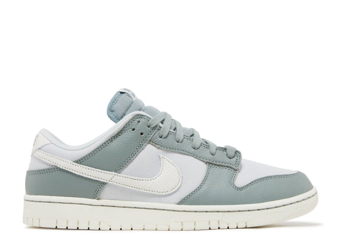 Nike Dunk Low Retro PRM - Mica Green