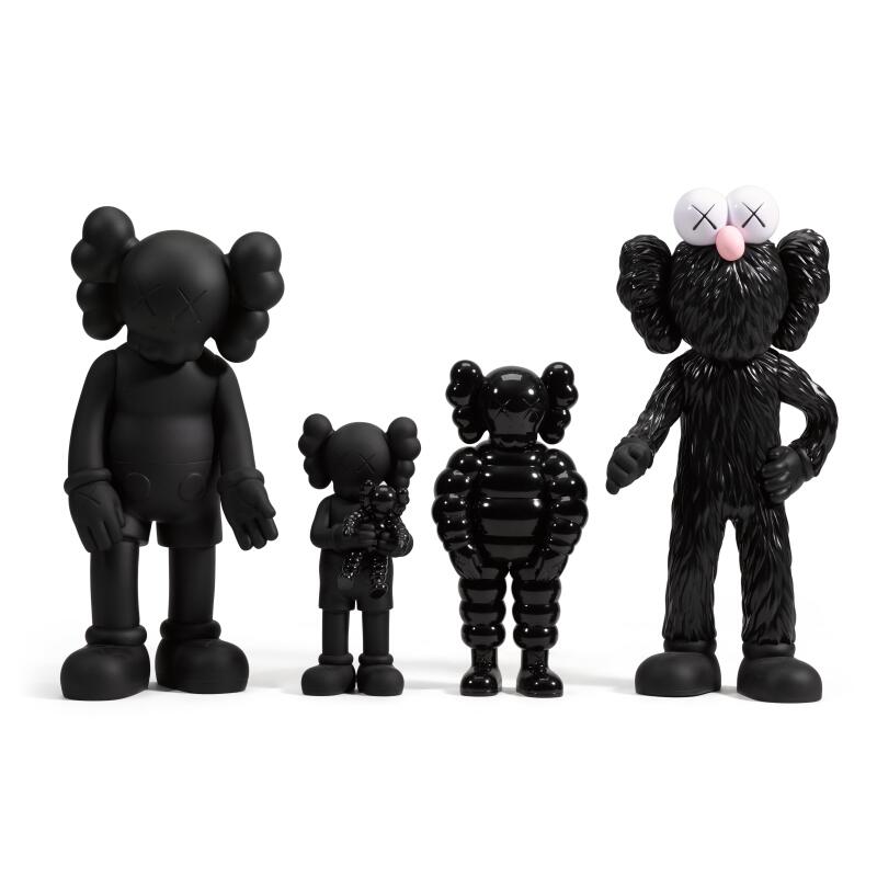 KAWS Family Figures Open Edition - Black