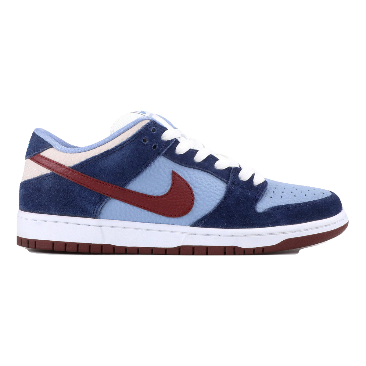 Nike SB Dunk Low - FTC Finally Nike
