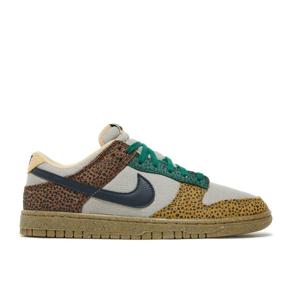 Nike Dunk Low - Golden Moss