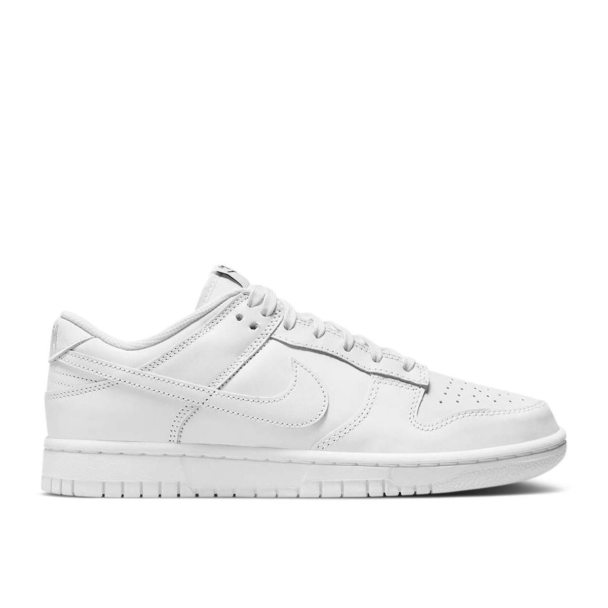 WMNS Nike Dunk Low - Triple White Nike
