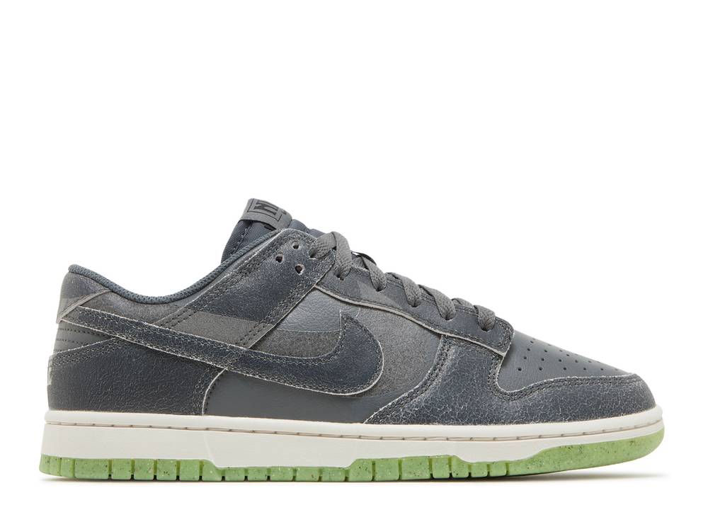 Nike Dunk Low SE - Halloween Nike
