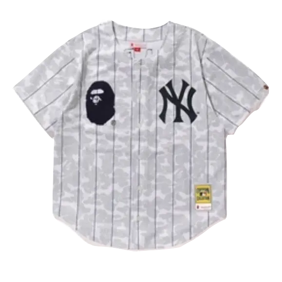 A Bathing Ape x Mitchell & Ness Yankees Baseball Jersey - White Bape