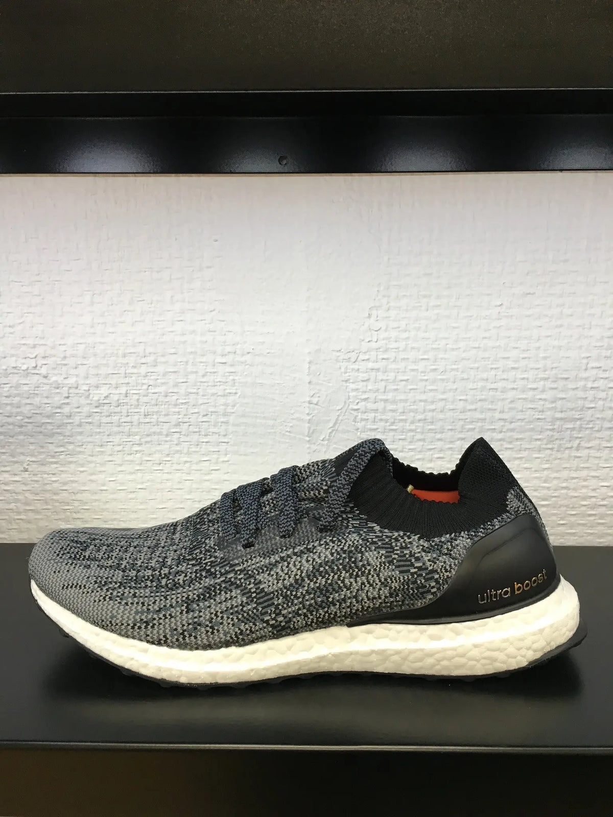 UltraBOOST Uncaged m (Black) Adidas