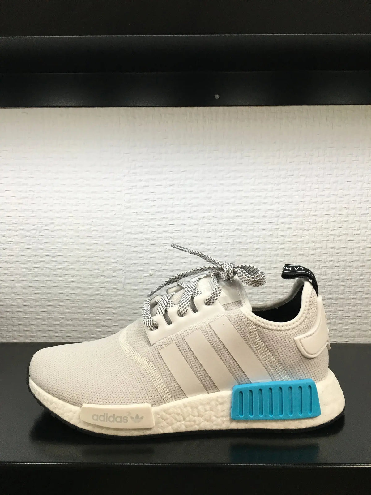 NMD R1 J Adidas