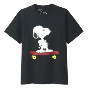 Kaws x Uniqlo x Peanuts Snoopy Skateboarding Tee - Black