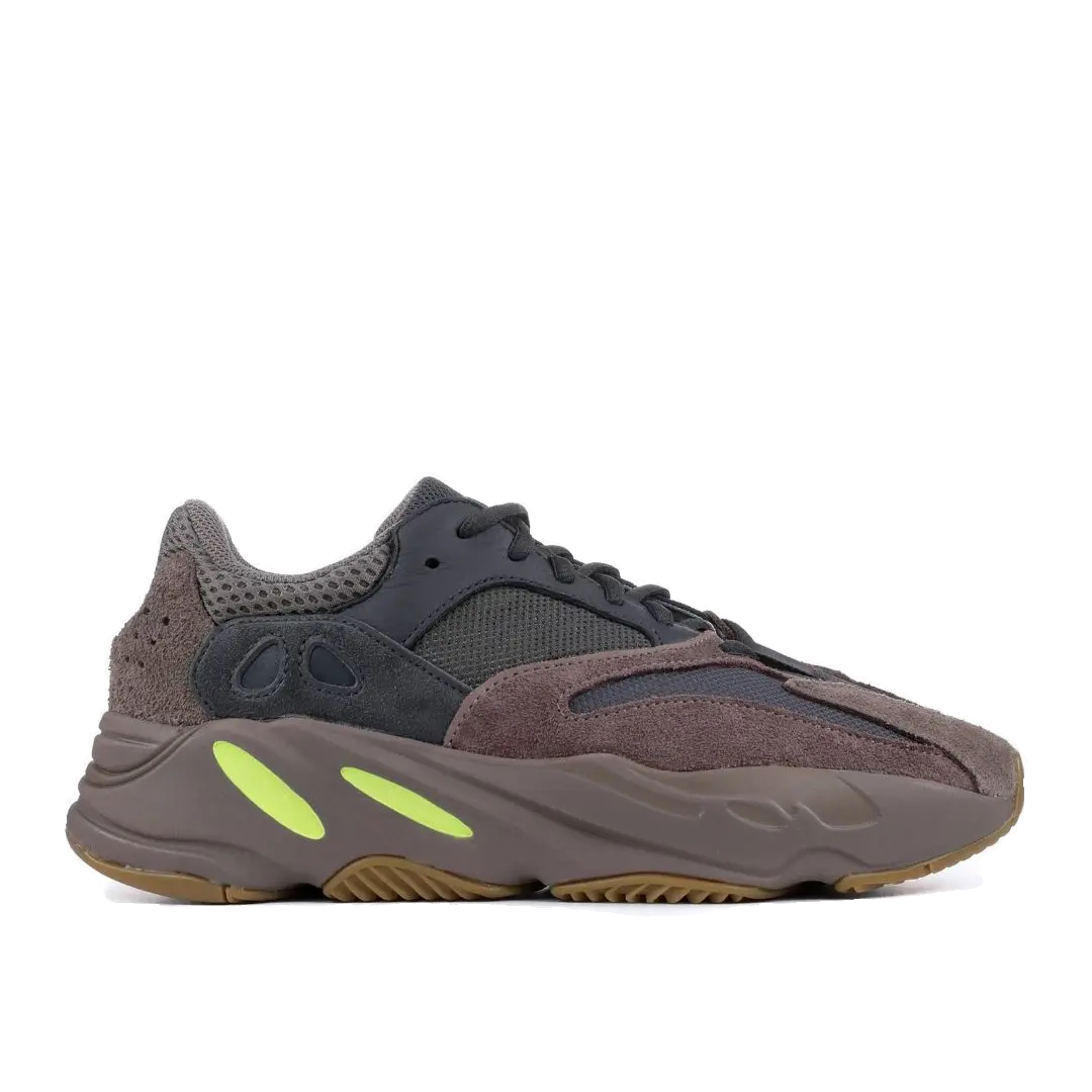 Yeezy Boost 700 - Mauve Adidas