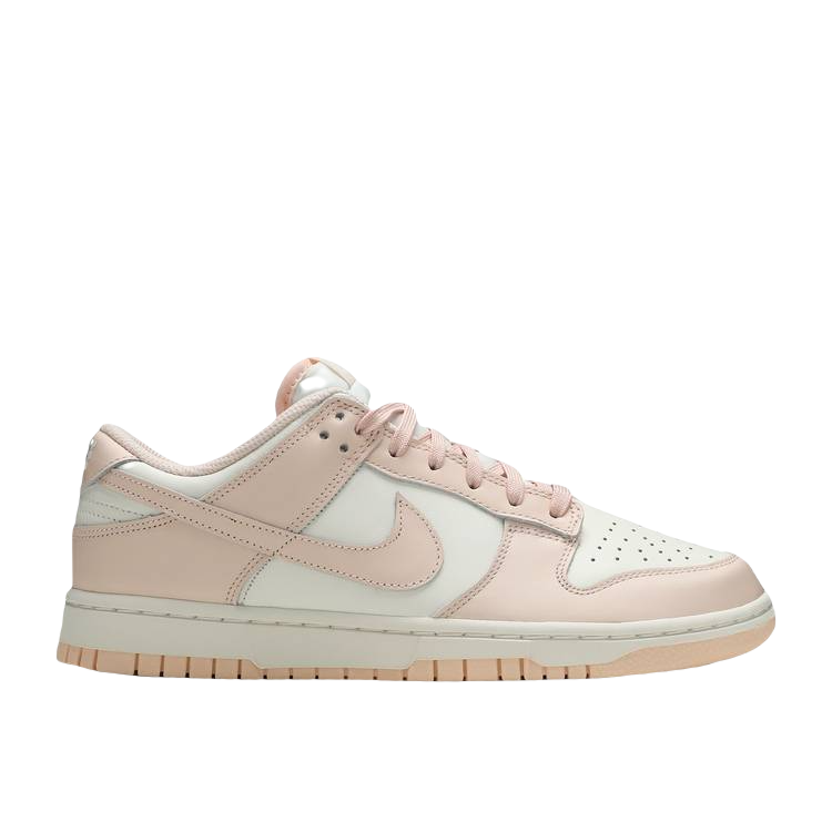 W Nike Dunk Low - Orange Pearl - Used